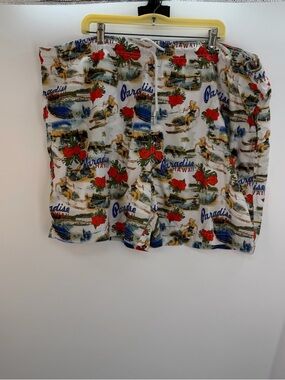 Trader Bay White Tropical Print Men’s Swim Board Shorts with Red Hibiscus